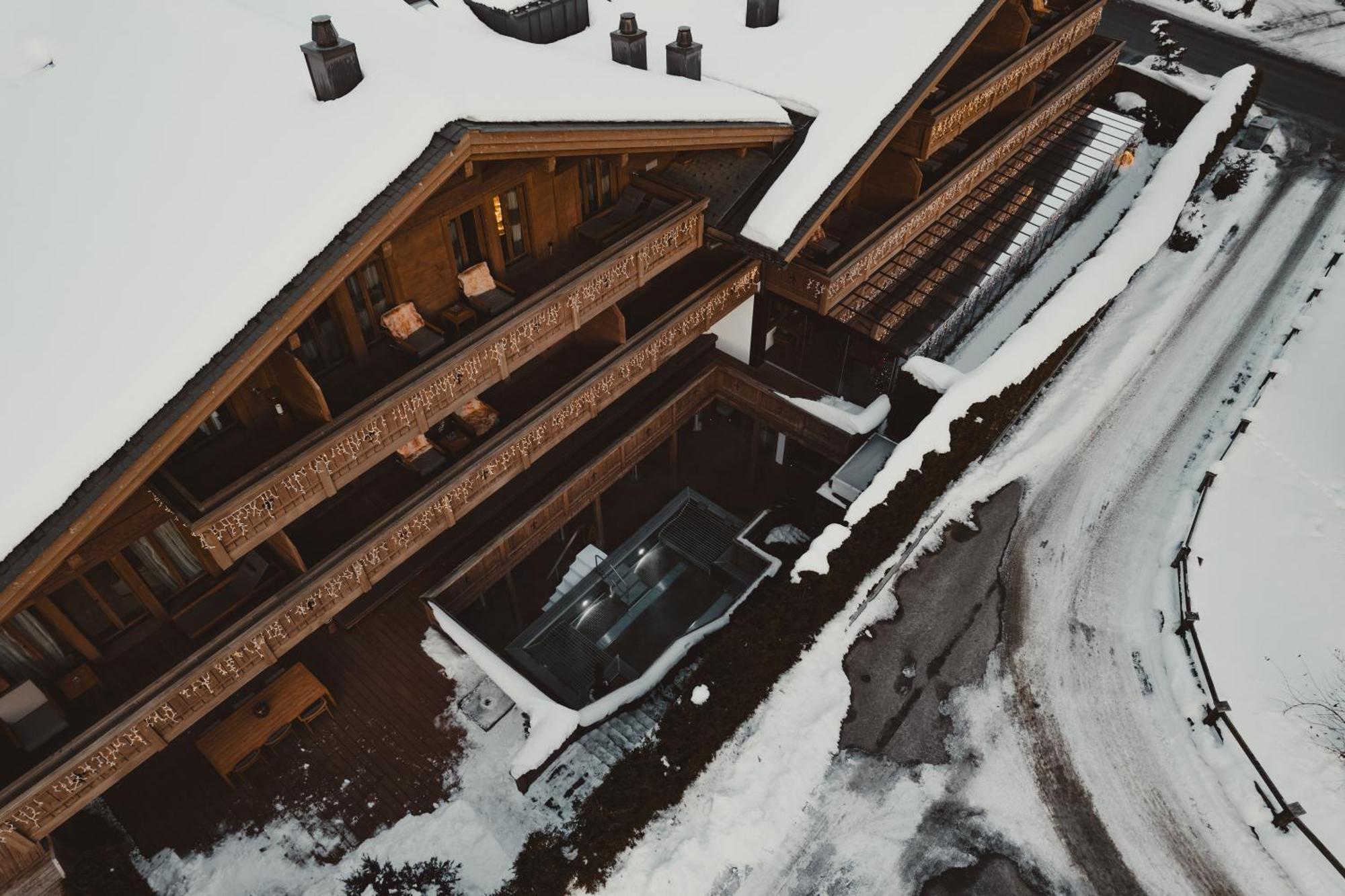 Ultima Hotel Gstaad Exterior photo