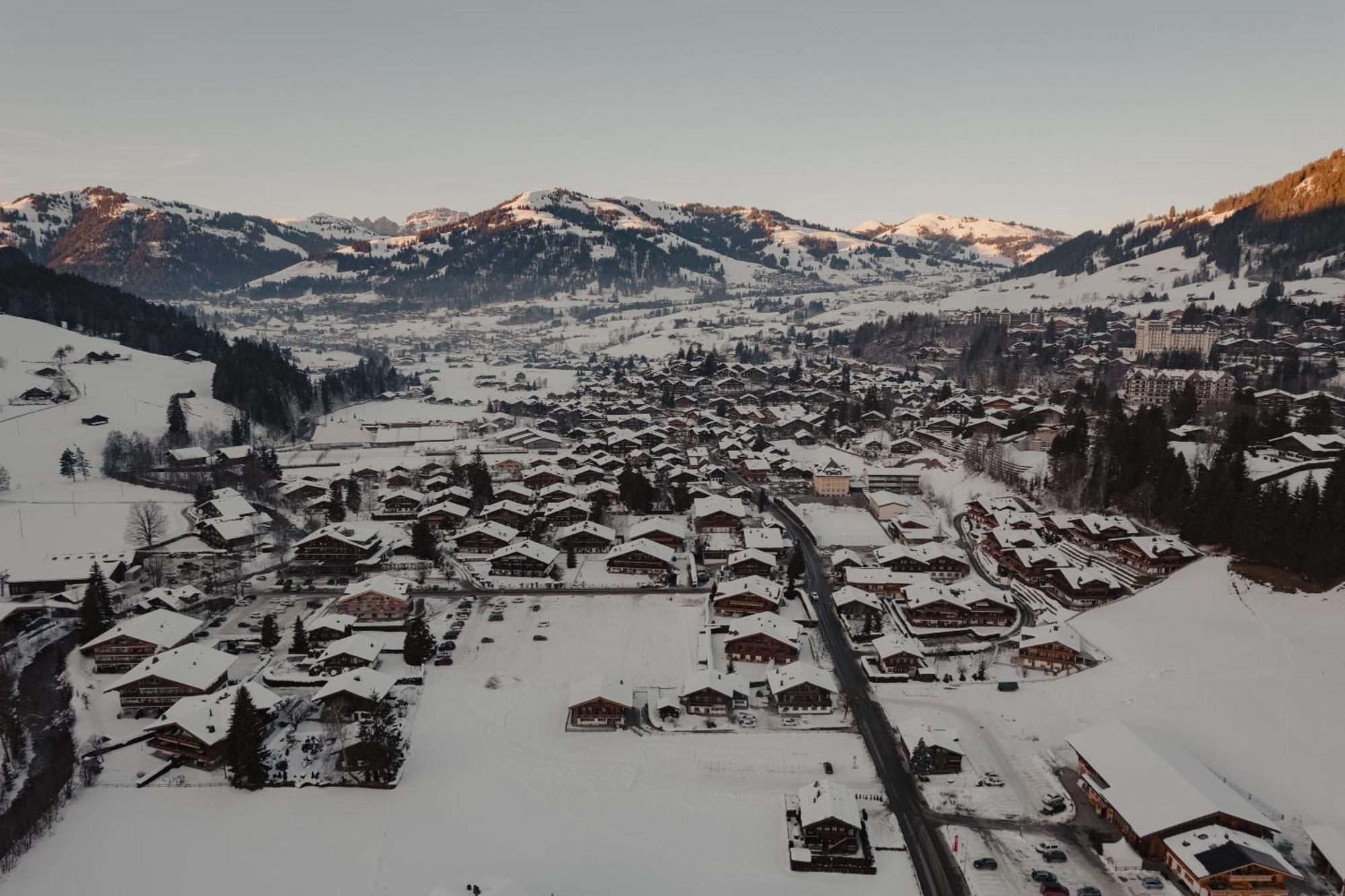 Ultima Hotel Gstaad Exterior photo